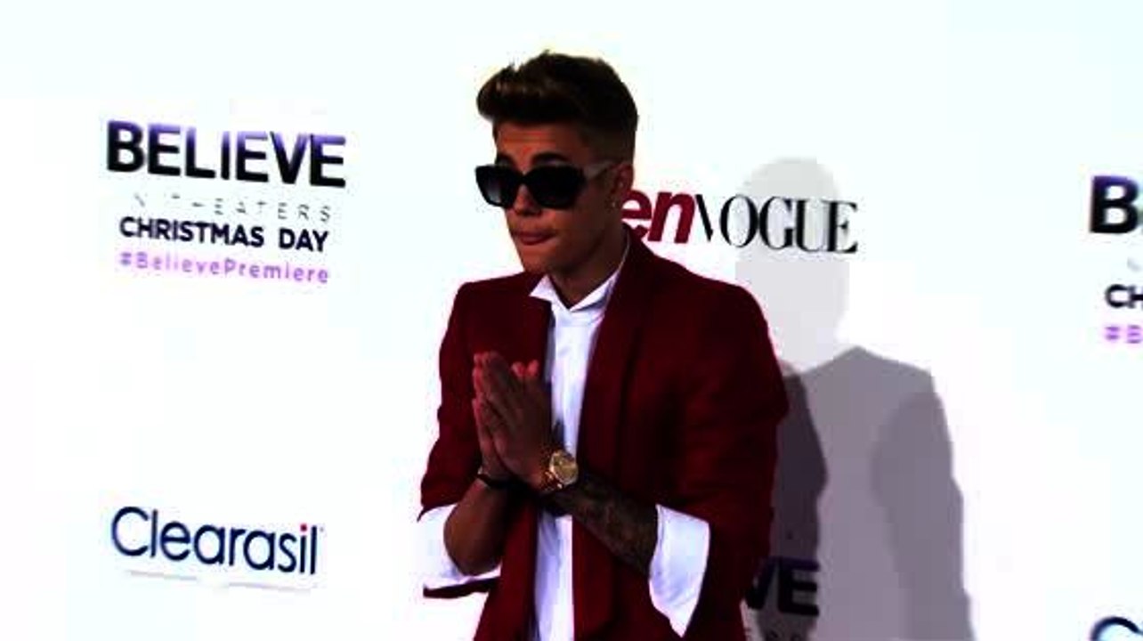 Justin bieber kauft fans iphones