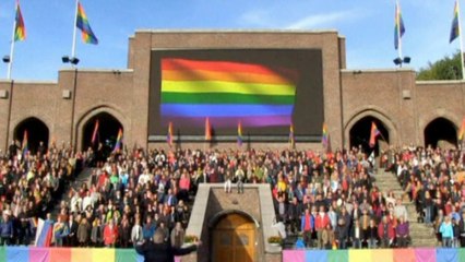 Sochi Games: Swedes sing Russian anthem to show LGBT support