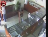 11 Year Old Kid stops a Robbery CCTV Footage