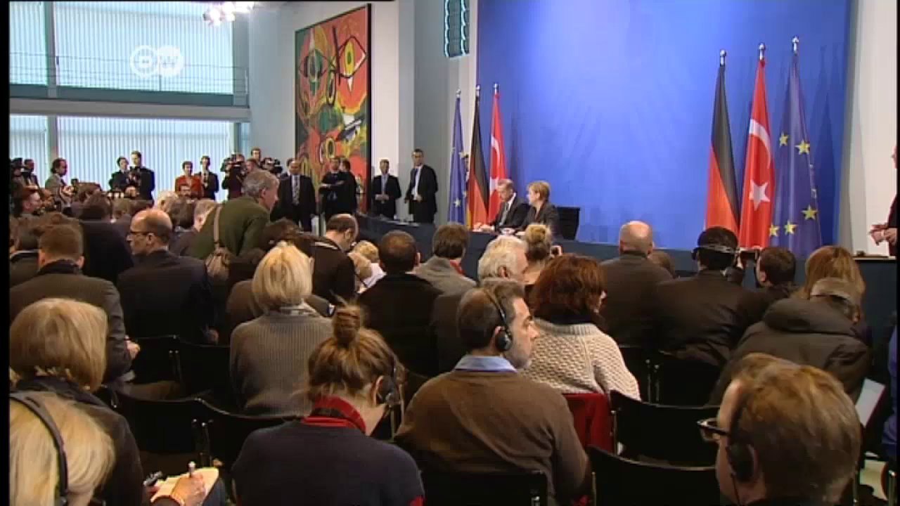 Erdogan relativiert die politische Krise | Journal