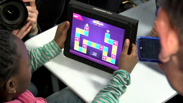 [ARCHIVE] Réussir la transition du numérique éducatif : point presse de Vincent Peillon à Poitiers