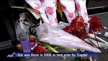 Tributes left outside Seymour Hoffman's apartment