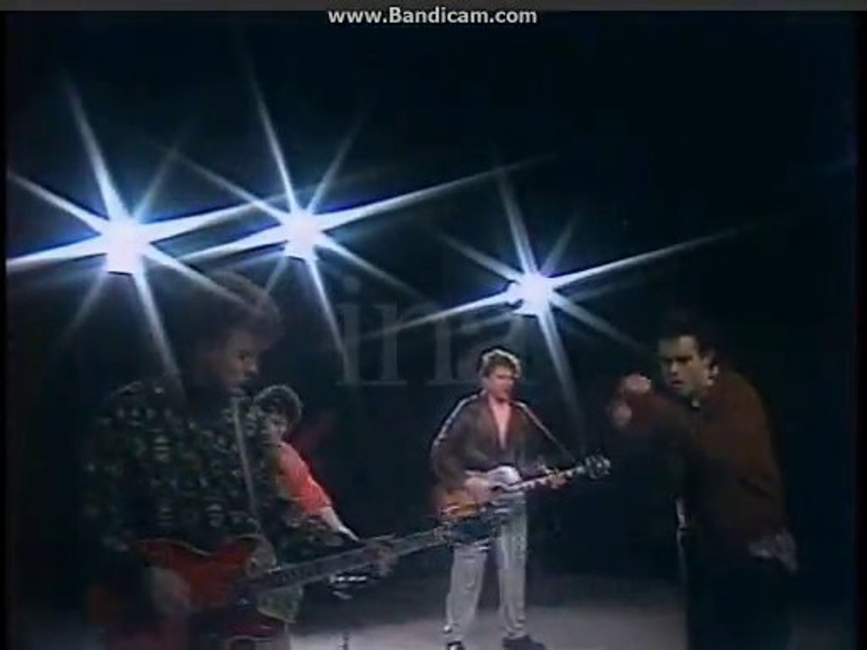 Les Désaxés - Je ne suis plus si malheureux