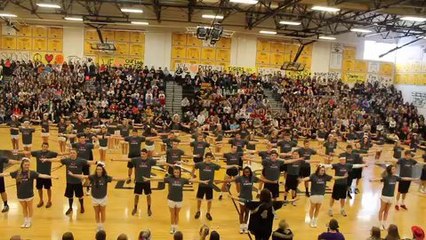 Senior boys' and cheerleaders' performance from Jan. 30 Sweetheart Assembly