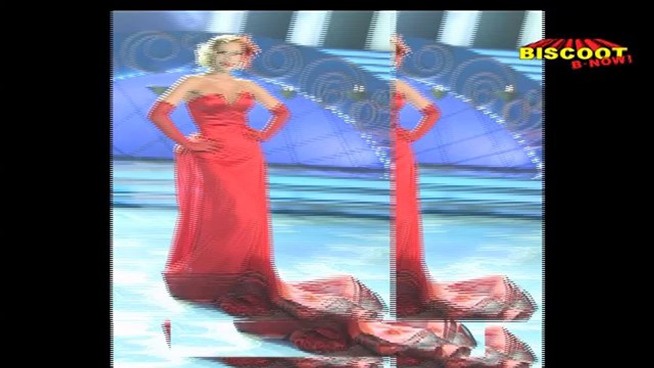 Iulia to do more item songs?
