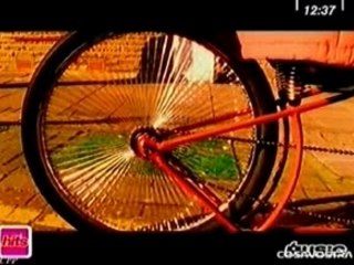 Nuttea - Elle Vit Sa Vie