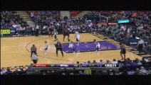 Derrick Williams blow an uncontested off-the-backboard dunk