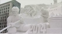 Des sculptures géantes de glace à Sapporo