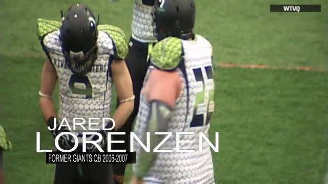 Weighing 320 lbs. Jared Lorenzen Still Playing QB