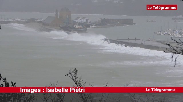 Camaret-sur-Mer (29). Les images de la tempête Petra