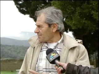 "Κυνηγοί" χαλκού έκλεψαν τα καντήλια από το νεκροταφείο στους Τσουκαλάδες