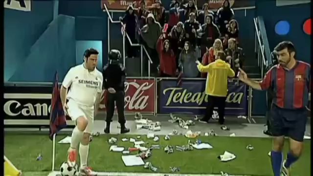 TV3 - Crackòvia - La història del Barça segons Crackòvia : Figo i el cap de porc