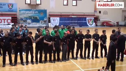 Salon hokeyi: Erkekler Süper Ligi -