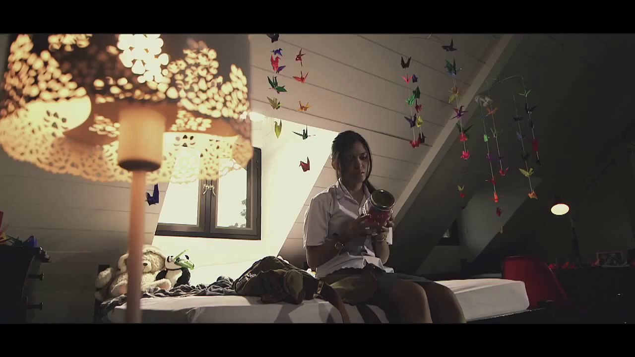 Cinta Pertamaku Trailer (2014)
