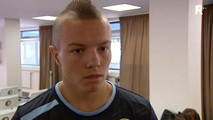 21-09-2012 Spelen met Pellè is anders