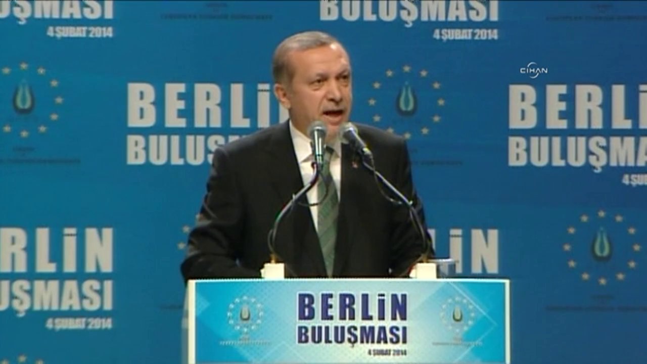 Embattled Erdogan rallies Berlin's Turkish community