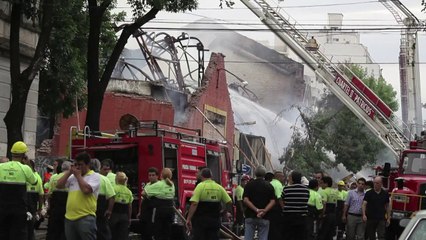 Incêndio deixa 9 mortos em Buenos Aires