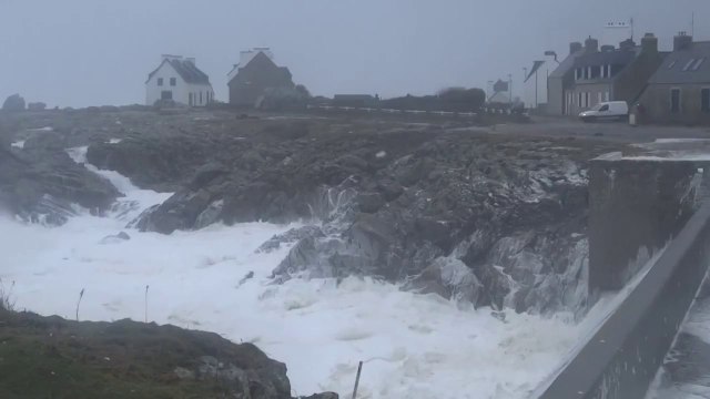 Strong Storms Batters Coast of Brittany