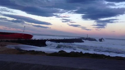 A Anglet, au lendemain de l'échouage du cargo Luno