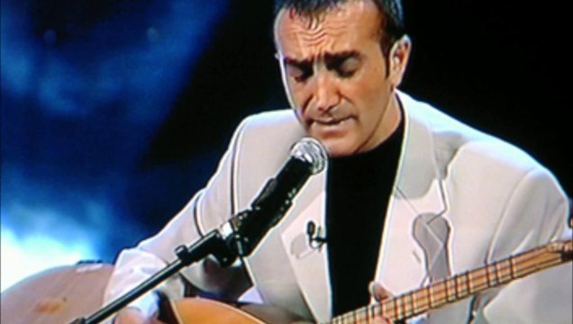 Bir ay dogar ilk aksamdan geceden - Cengiz Ozkan