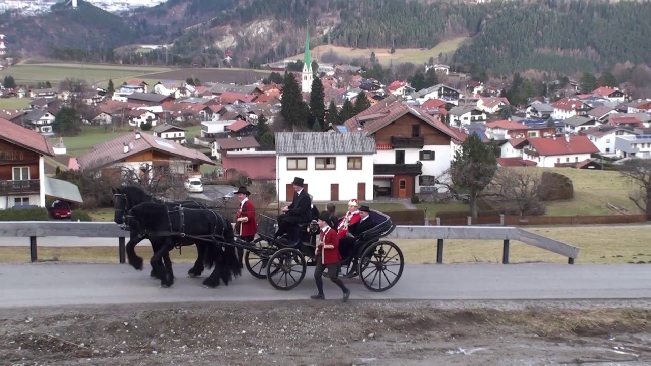 Mitternachtseinlage beim Ball der Musikkapelle Mutters