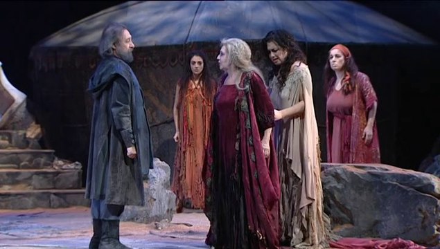 La vengativa Hécuba llega al Teatro Español de la mano de Concha Velasco