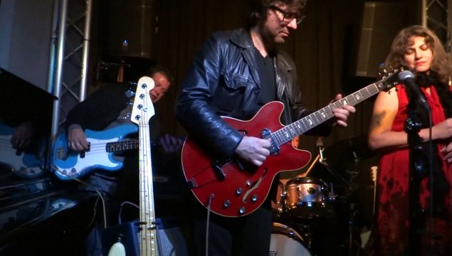 DESNOS MICHEL PRESNTE ILENE BLUES AU MELROSE CAFE AGDE 5 2 2014