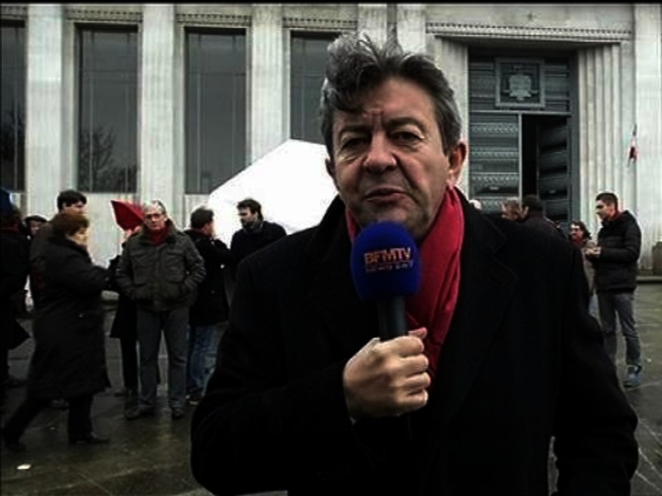 Faux tract de campagne: Mélenchon "le souffle coupé" en voyant Marine Le Pen assumer - 06/02