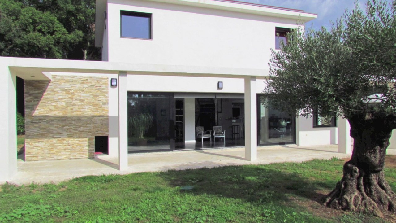 Villa contemporaine  A VENDRE Biot 06410 - Piscine - 161 m²