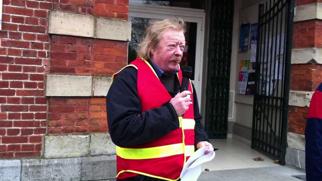 Manifestation CGT devant la sous-préfecture d'Avesnes-sur-Helpe
