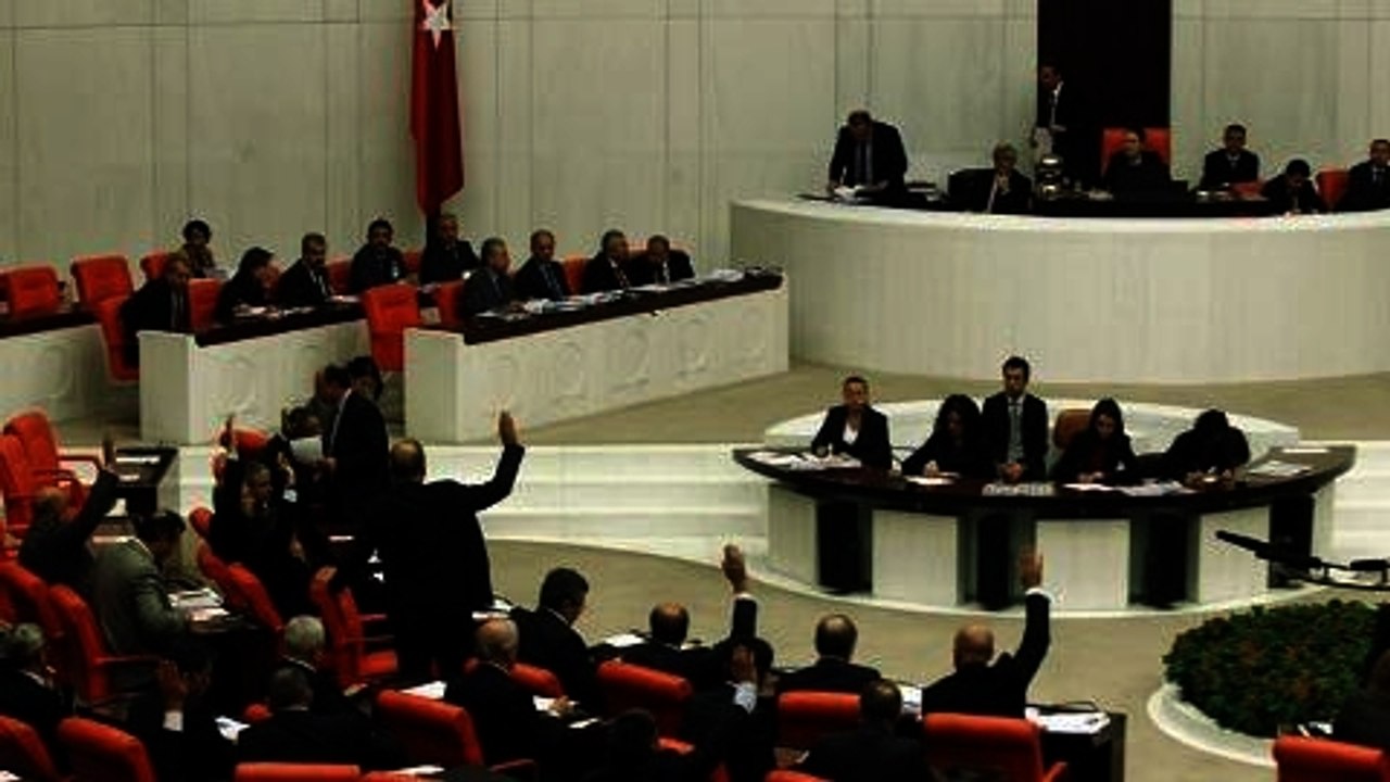Turkish MPs endorse internet control law