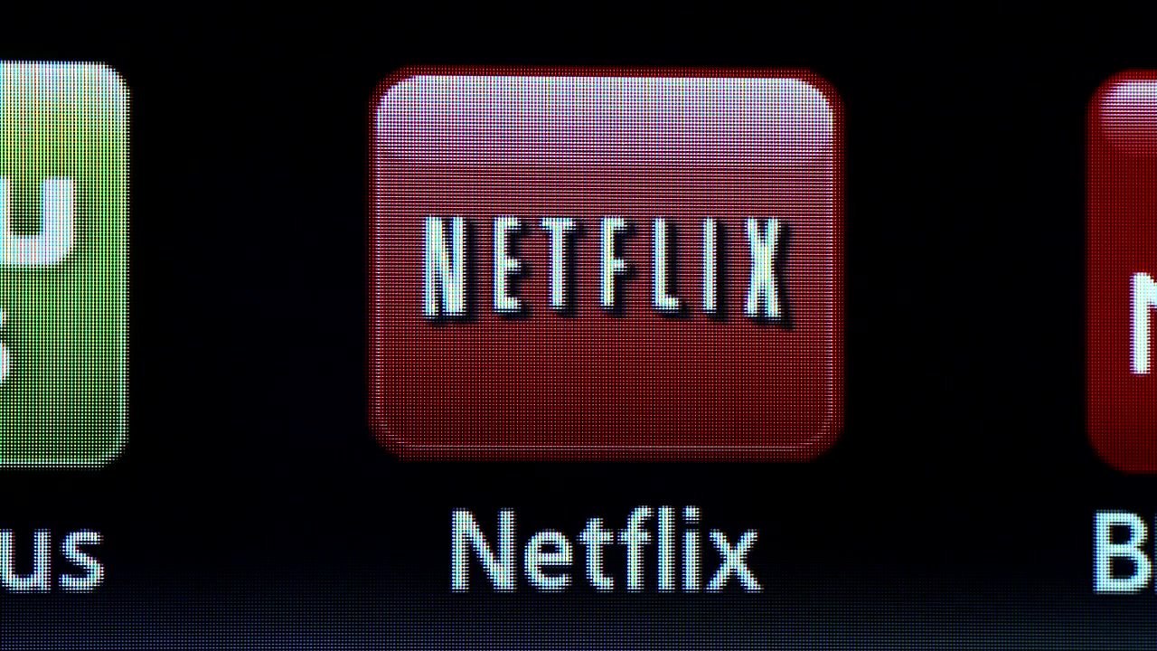 Chip Chick Samsung Smart TV App Showcase 1 of 3- Top Entertainment Apps