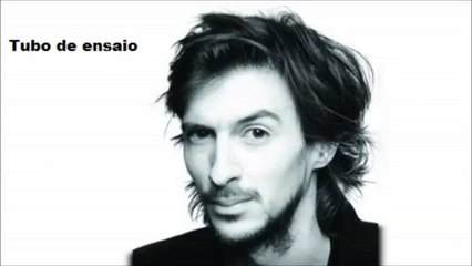 Bruno Nogueira vê Prós & Contras das praxes e praxa o Dux de Coimbra e a "tradição"