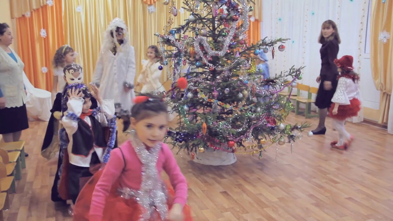 Новогодний утренник в д/с., гр. Золотая рыбка