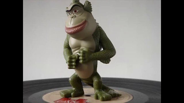 2009 McDONALDS Dreamworks MONSTERS VS ALIENS THE MISSING LINK Figure Toy #5