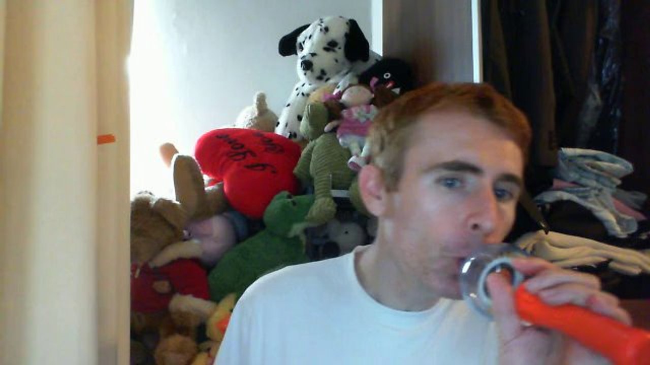 Wiwi égratigne "who loves you" de Frankie Valli & the Four Seasons