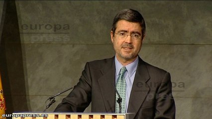 Latorre ve "necesario" mantener el impulso reformador