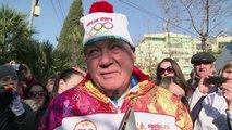 Russian journalist relays Olympic torch in Sochi