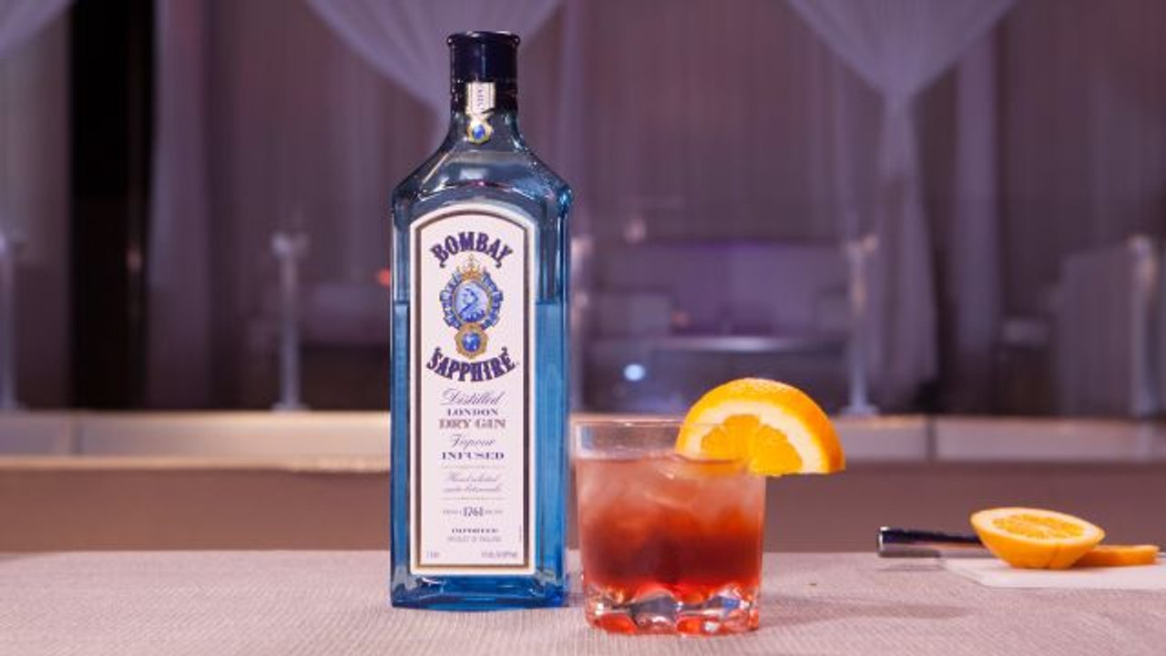 Quick Cocktail: How to Make a Negroni