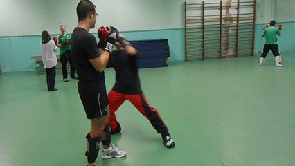 Cours de Full Contact du 05/02/2014 : Benjamin et Morgan