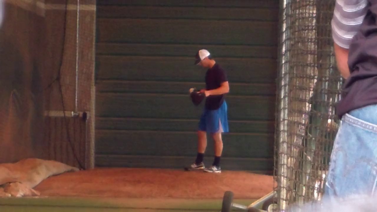 Steve Edlefsen bullpen 1-7-14