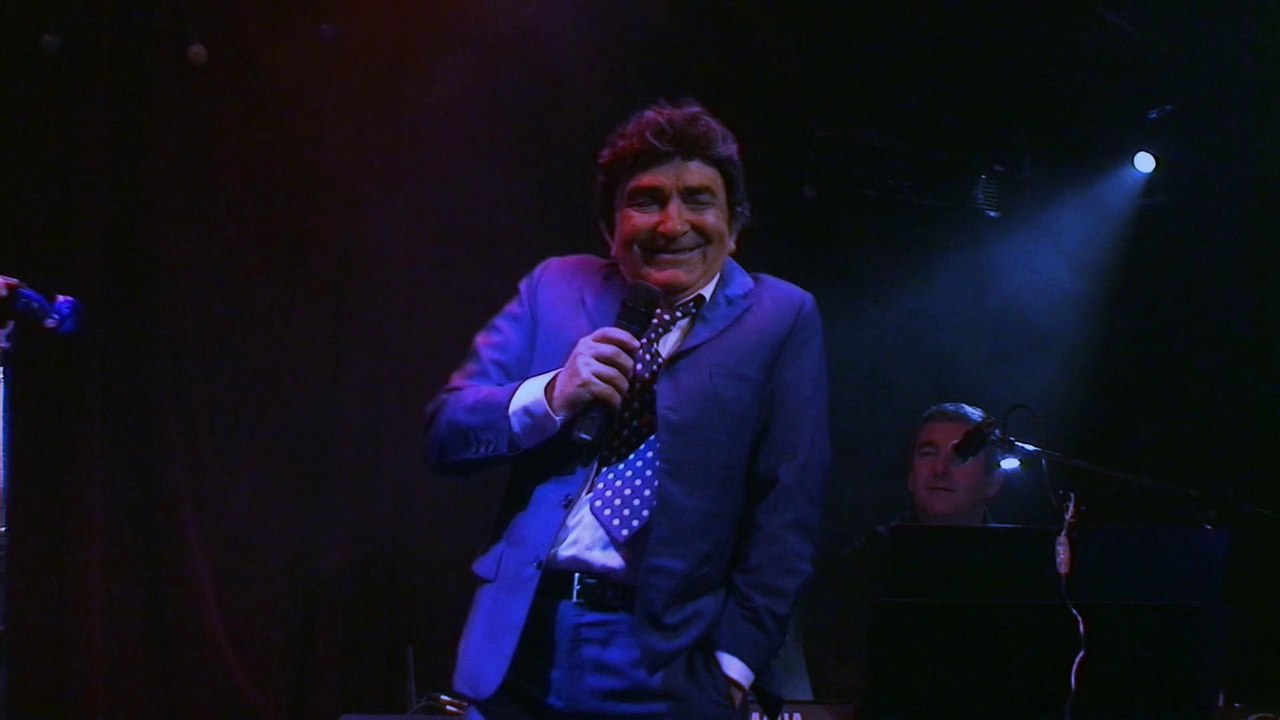 La vente aux enchères de Gilbert Bécaud par Olivier Sorel au Zèbre de Belleville