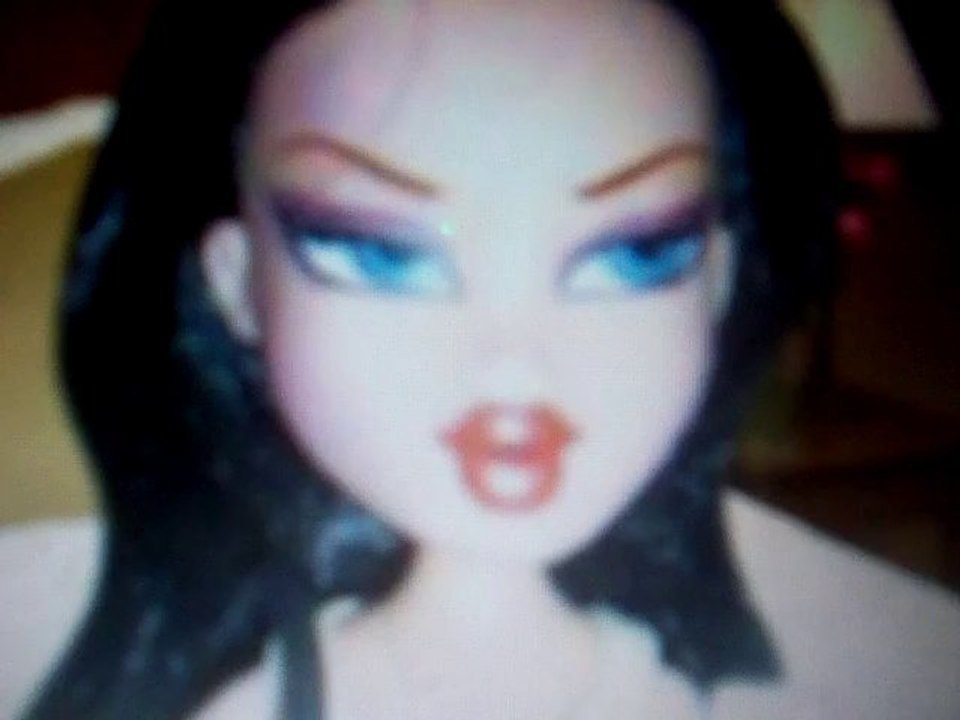 Arabian Panhandlers Loose In Banks Crossing/Commerce And What Happened To Andrea's Bag On Season II of Isis?