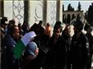 قوات الاحتلال تقتحم ساحة الأقصى