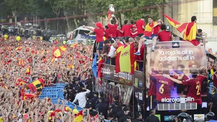 Relive football's biggest moments of 2012 in two minutes