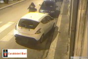 Assaltano autobus di linea e picchiano a sangue l'autista a Bari: arrestati quattro minorenni