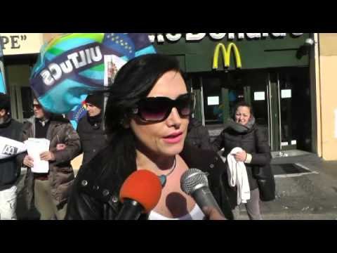 Napoli - La protesta dei lavoratori McDonald's -1- (07.02.15)