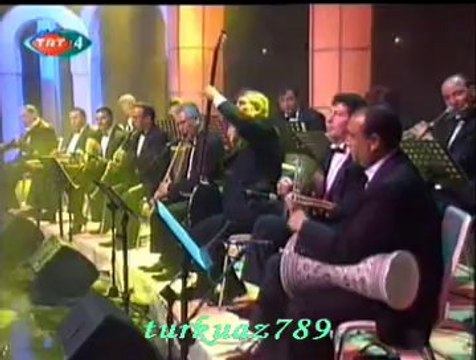 Emine EDİRNELİ-Leylâ Bir Özge Candır