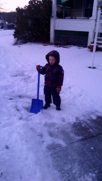 Four Year Old Shoveling Adorably Cries ‘Jesus, Make It Warm’