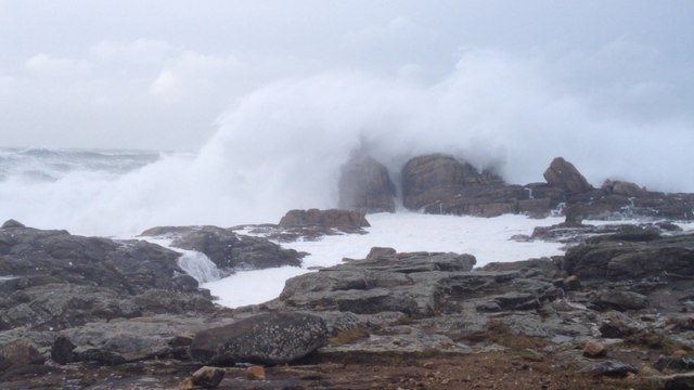 Ruth souffle sur les côtes bigoudènes